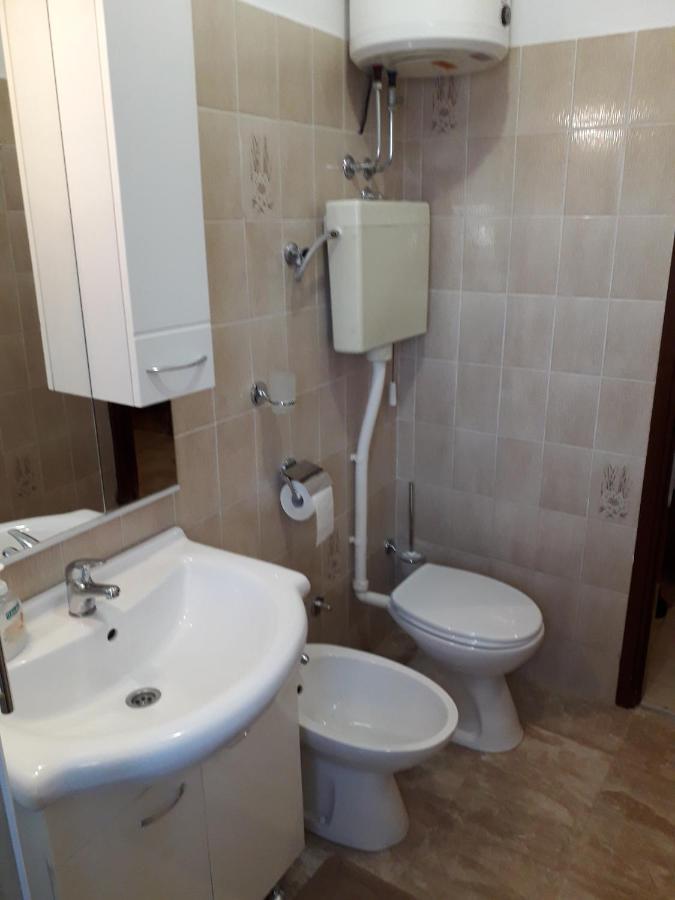 Apartments J&R Babara 比奥格勒·纳·莫鲁 外观 照片