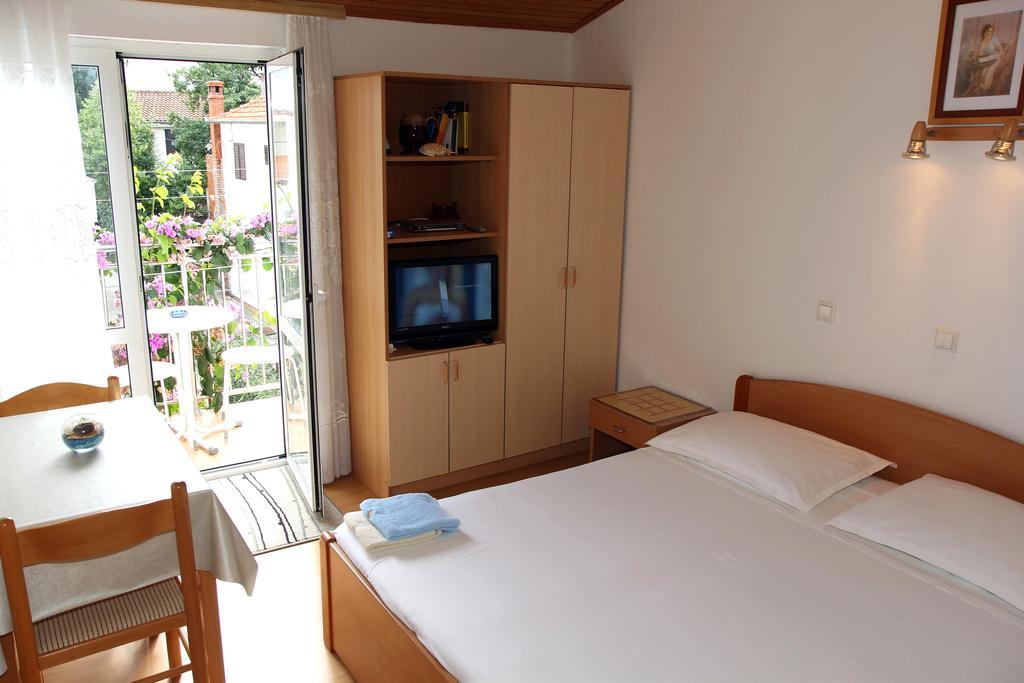 Apartments J&R Babara 比奥格勒·纳·莫鲁 外观 照片