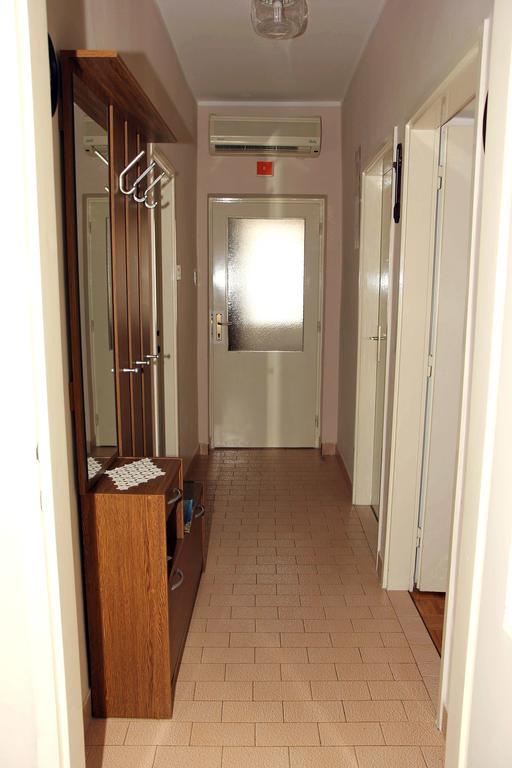 Apartments J&R Babara 比奥格勒·纳·莫鲁 客房 照片